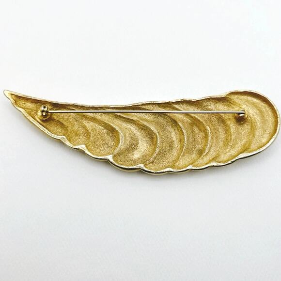 Vintage MCM Large Brushed Matte Gold Tone Sculpted Wing Statement Brooch (EUC) - Picture 3 of 8